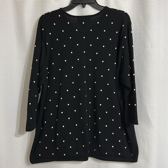 C.D. Daniel’s black & white C.D.Daniels V neck sweater. Size 2X - Picture 2 of 7